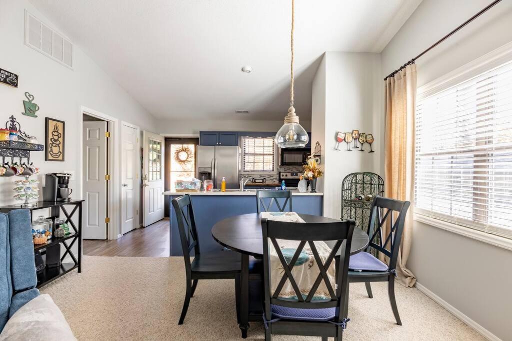 Creekside Gated Golf Mtn W/fast Wifi & Paved