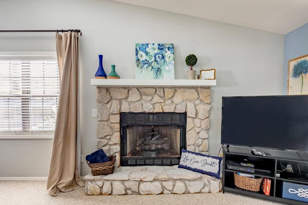 Creekside Gated Golf Mtn W/fast Wifi & Paved